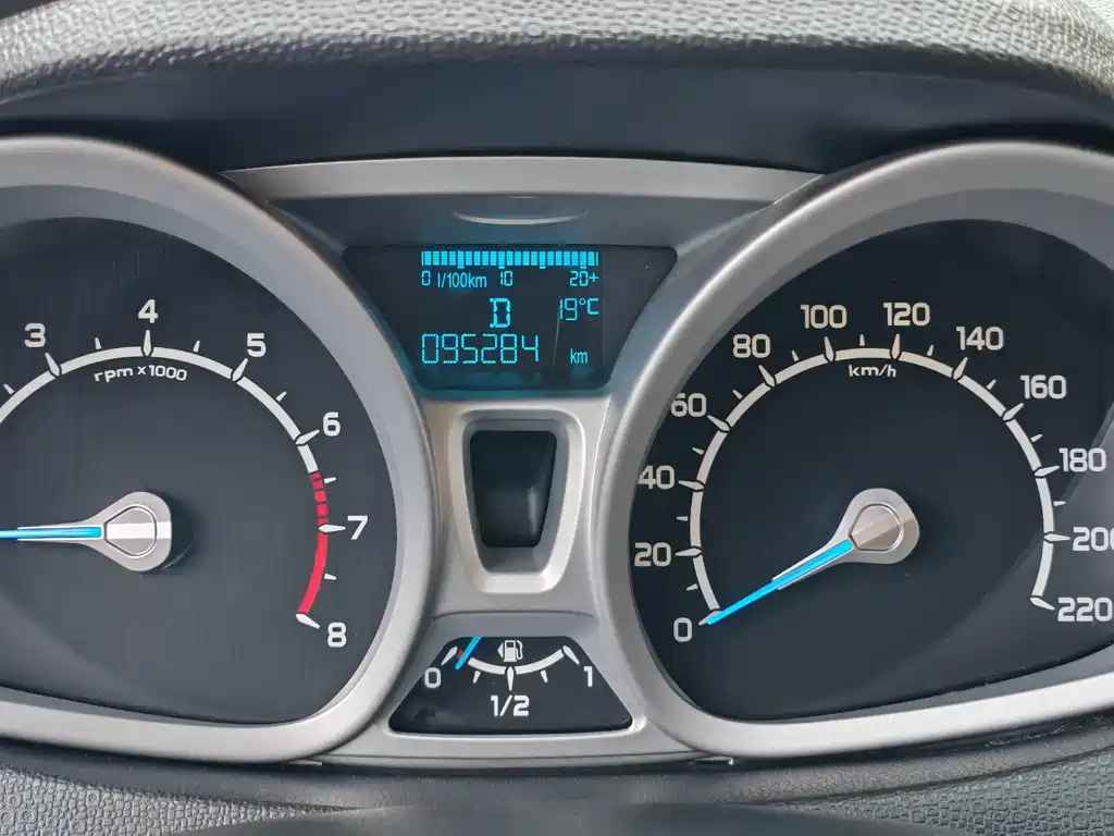 Ford Ecosport — миниатюра 9