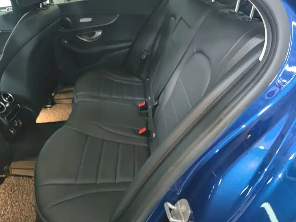 Mercedes-Benz C-Class — миниатюра 17