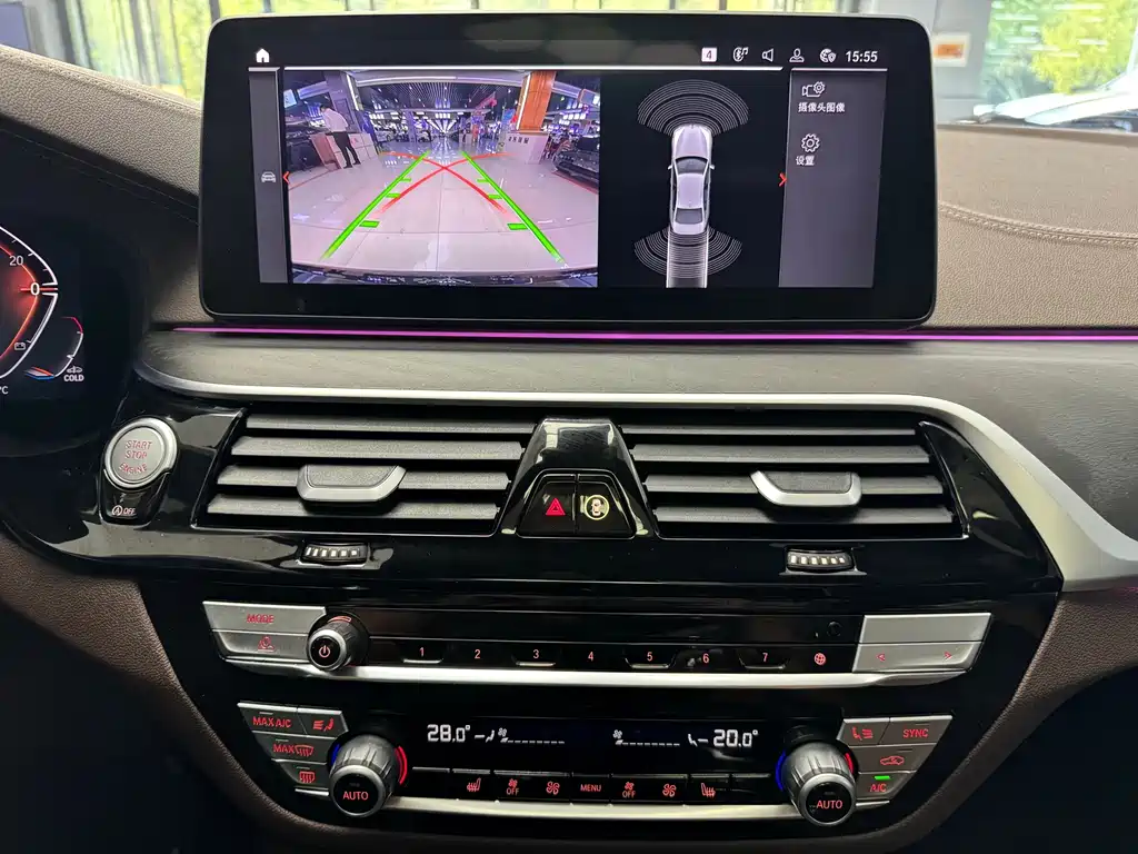 BMW 5 Series — миниатюра 8