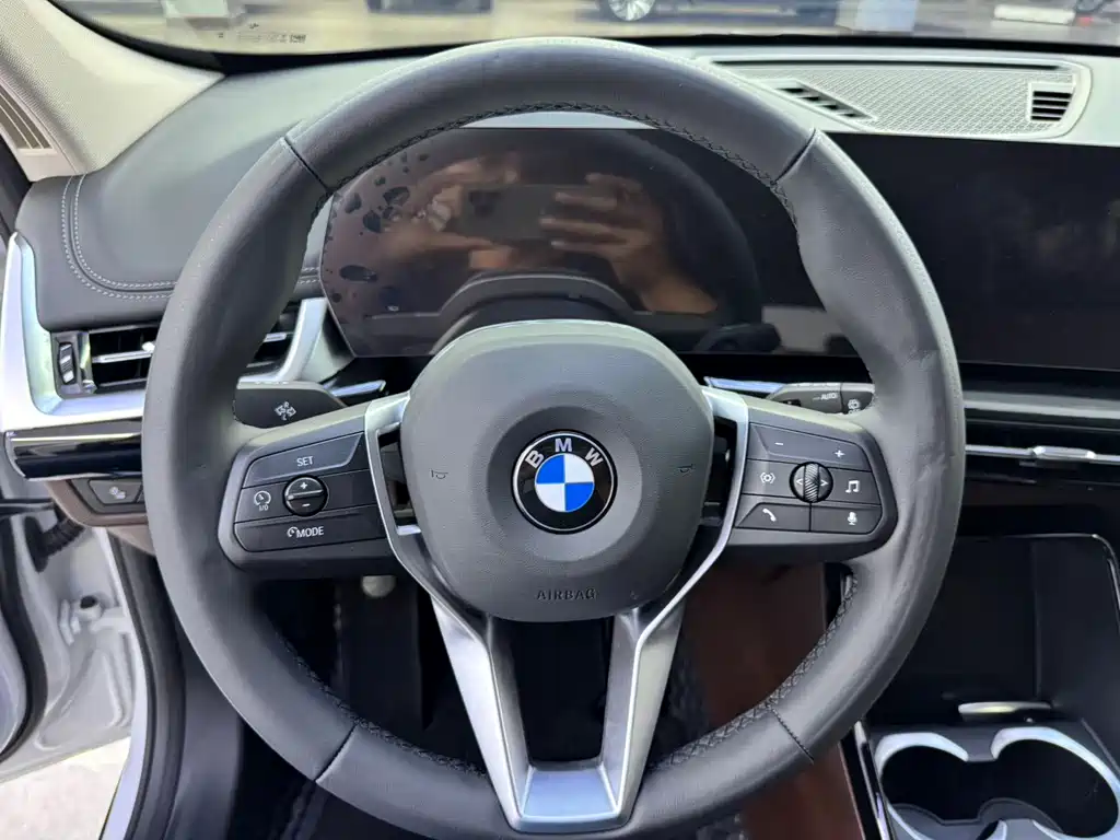 BMW X1 — миниатюра 9
