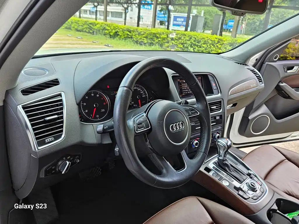 Audi Q5 — миниатюра 8