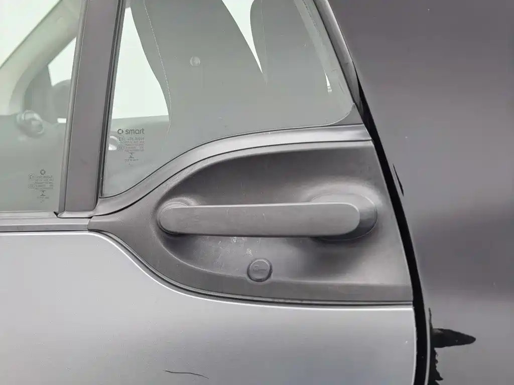 smart Smart Fortwo — миниатюра 18