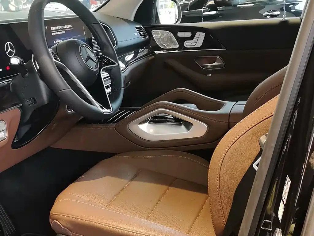 Mercedes-Benz GLE Coupe — миниатюра 11