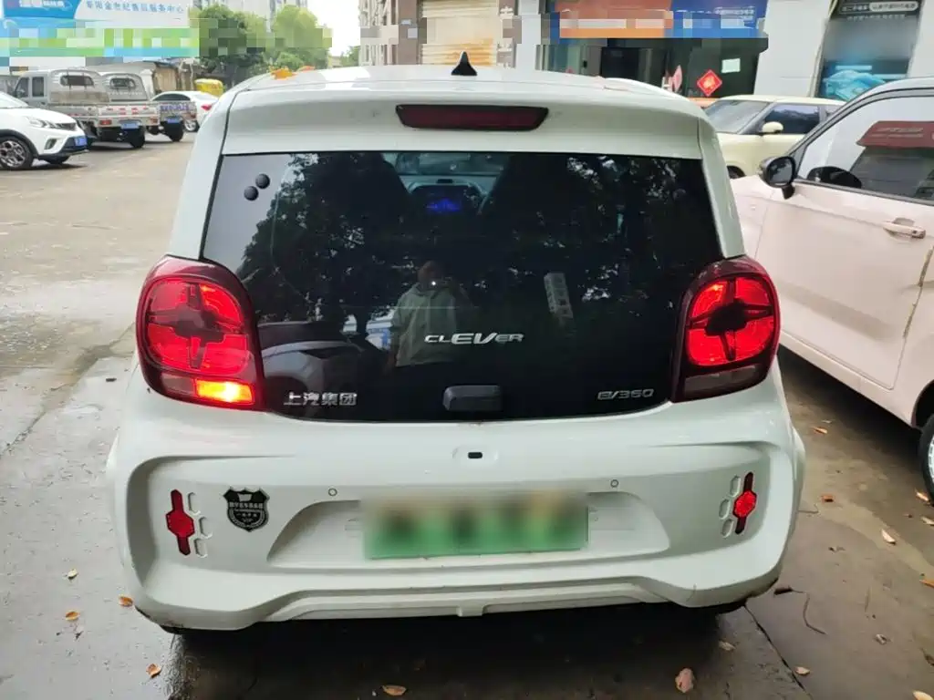 Roewe Clever — миниатюра 6