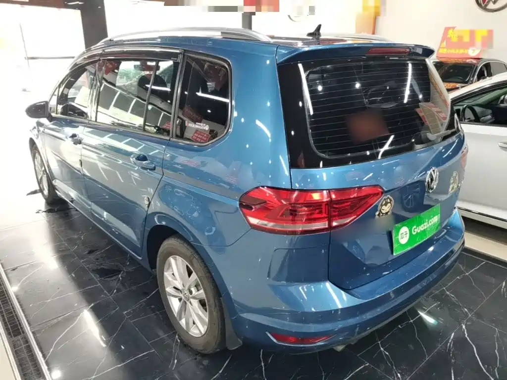 Volkswagen Touran — миниатюра 5