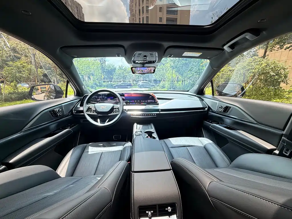 Cadillac XT5 — миниатюра 17