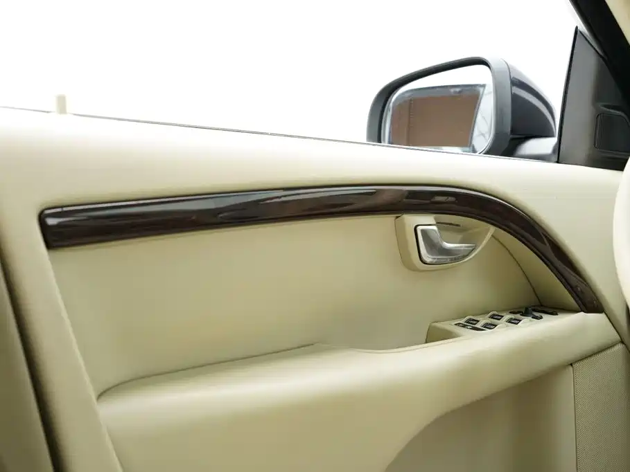 Volvo S80L — миниатюра 19