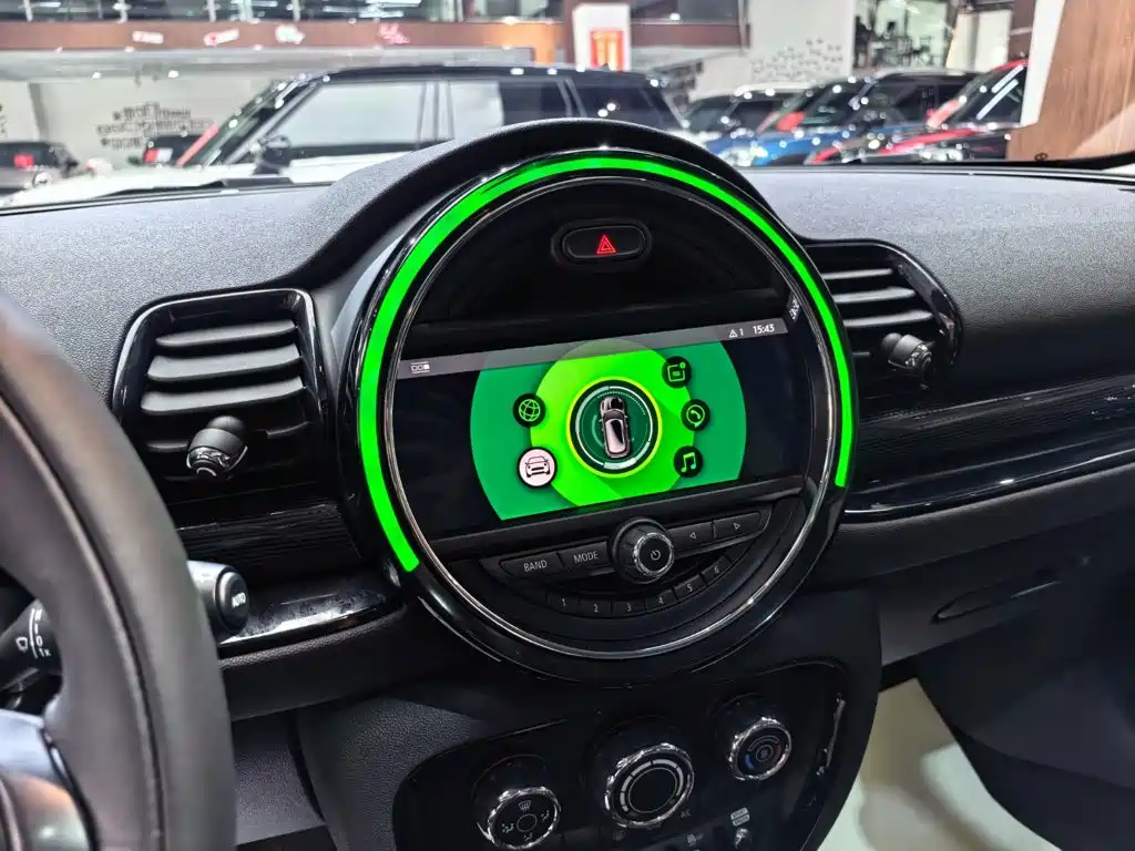 MINI Mini Clubman — миниатюра 10