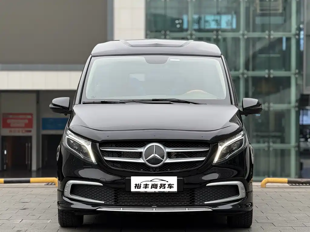 MERCEDES-BENZ V CLASS