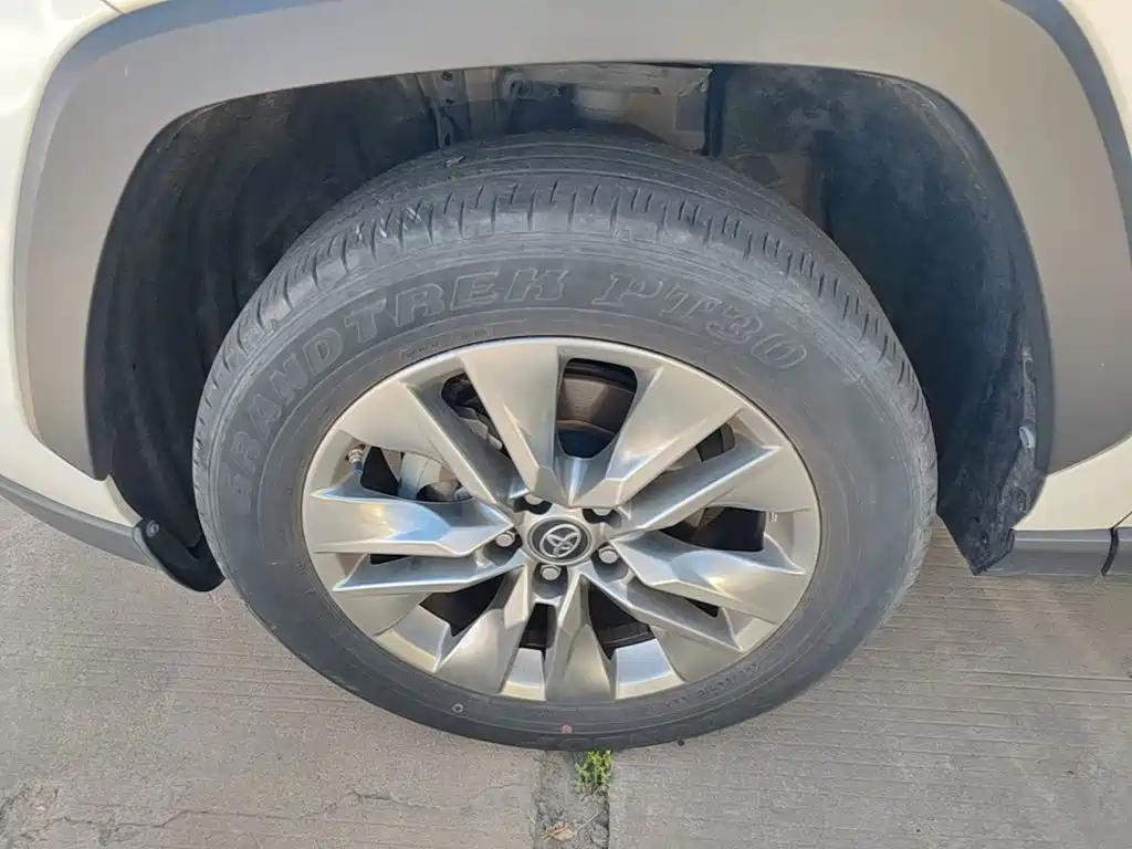 Toyota Wildlander — миниатюра 23
