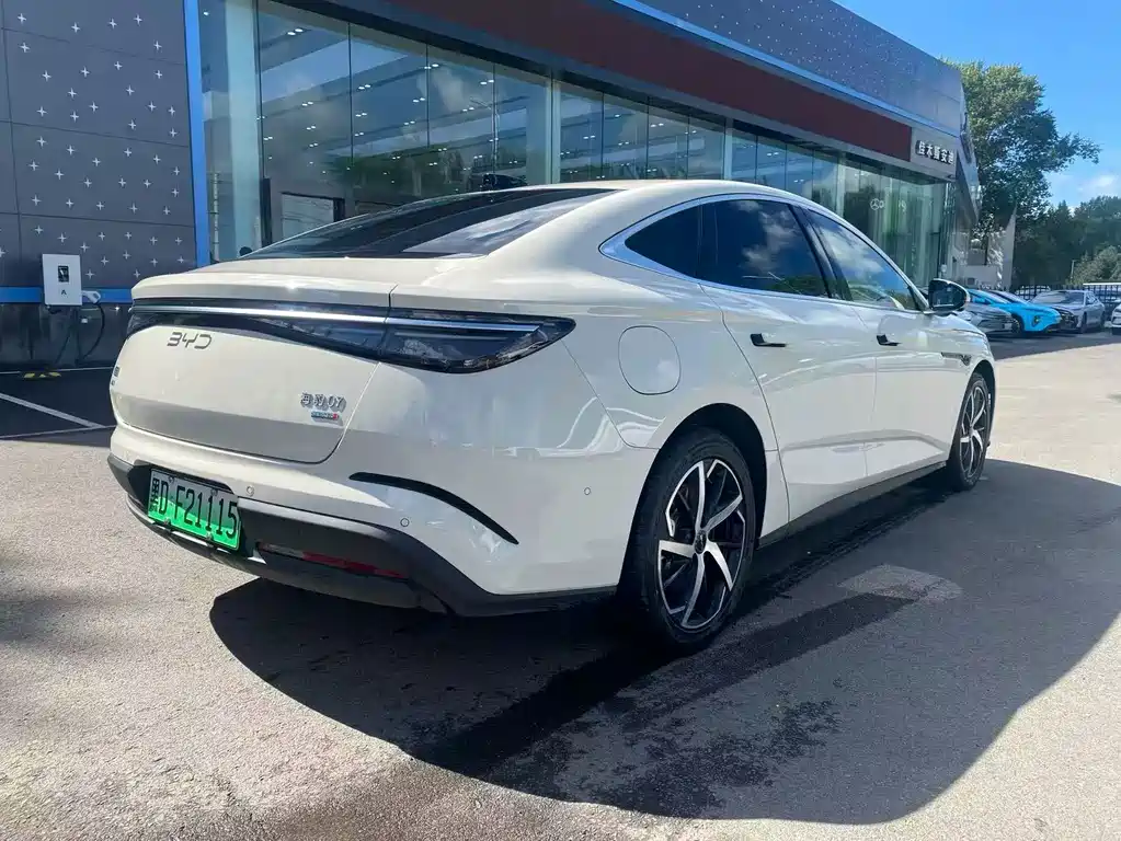 BYD Seal 07 DM-i — миниатюра 9