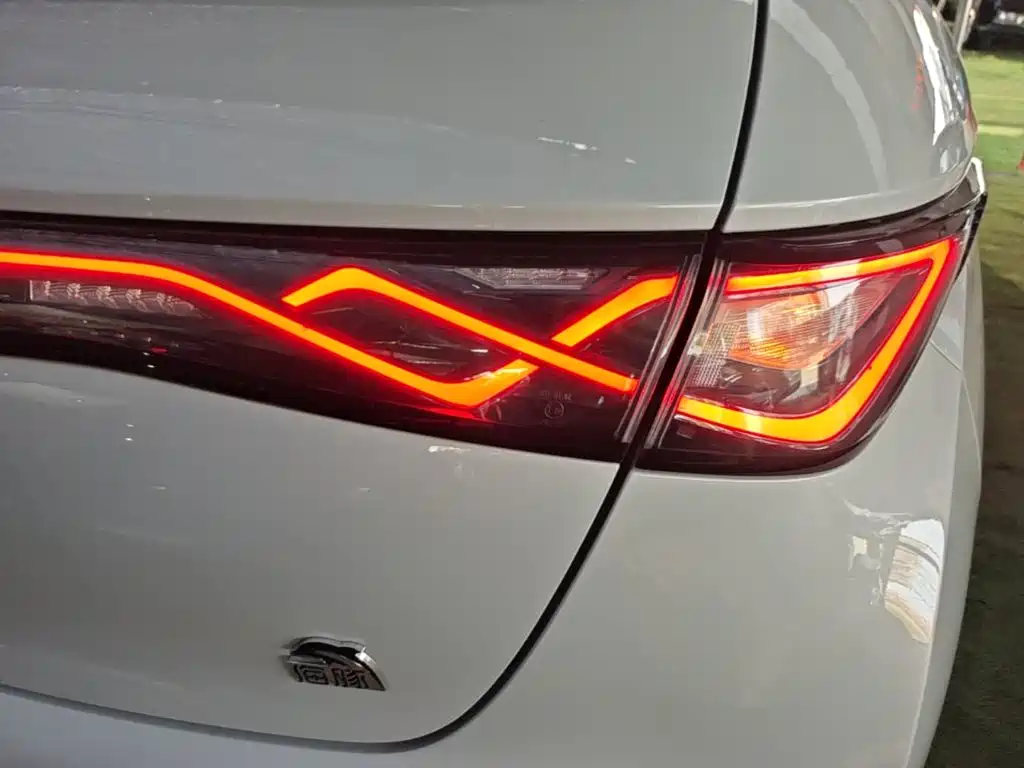 BYD Dolphin — миниатюра 8