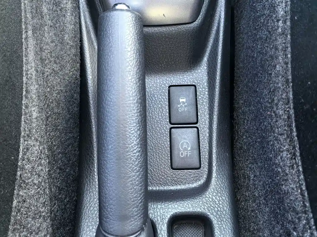 Toyota Yaris L — миниатюра 23