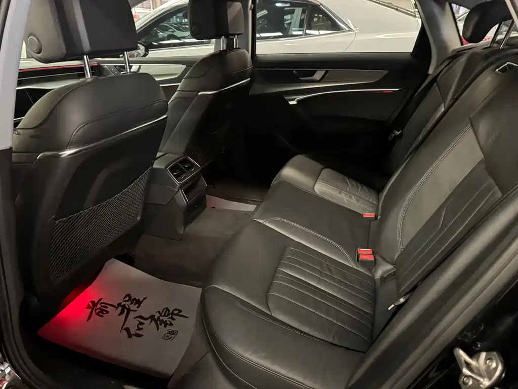 Audi A6L — миниатюра 6