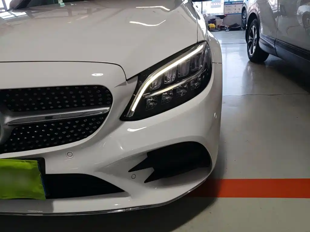 Mercedes-Benz C-Class — миниатюра 24