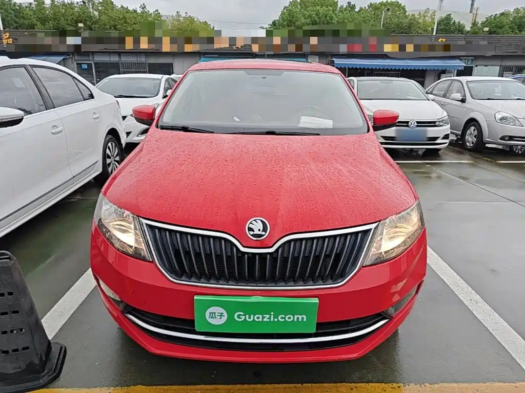 Skoda Rapid Spaceback — миниатюра 3