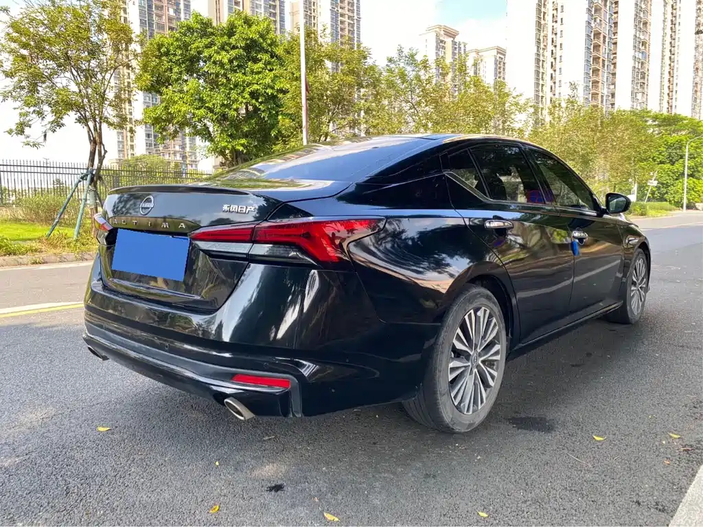 Nissan Teana — миниатюра 4