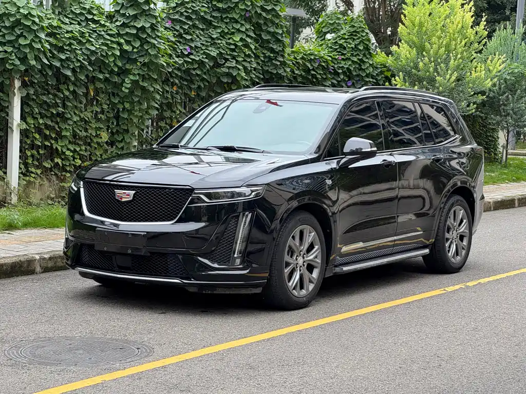 Cadillac XT6