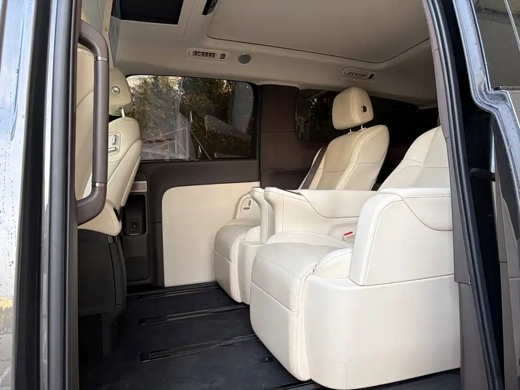 Li Auto Li MEGA — миниатюра 7