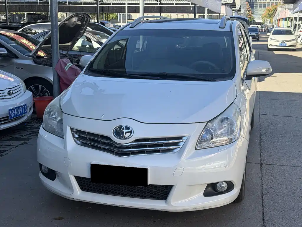 Toyota Verso — миниатюра 2