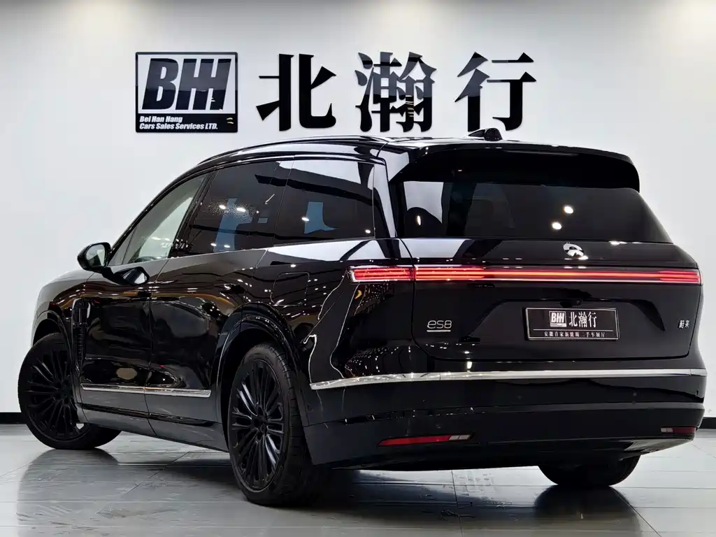 NIO ES8 — миниатюра 4