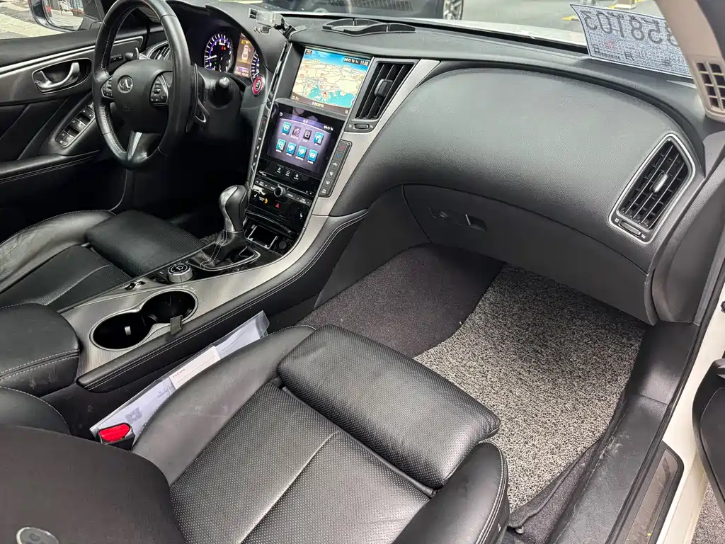 Infiniti Q50 2014 3.7L Luxury Sport