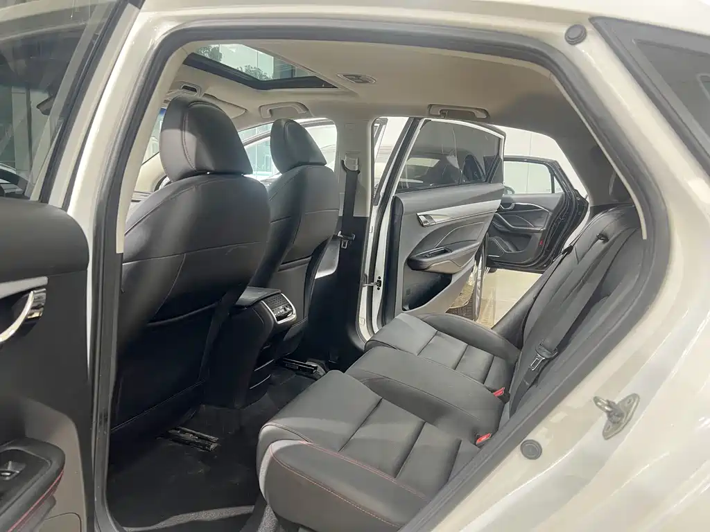 Geely Binrui — миниатюра 7