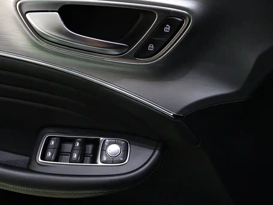Roewe iMAX8 — миниатюра 19