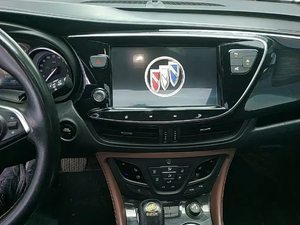 Buick Envision Plus — миниатюра 9