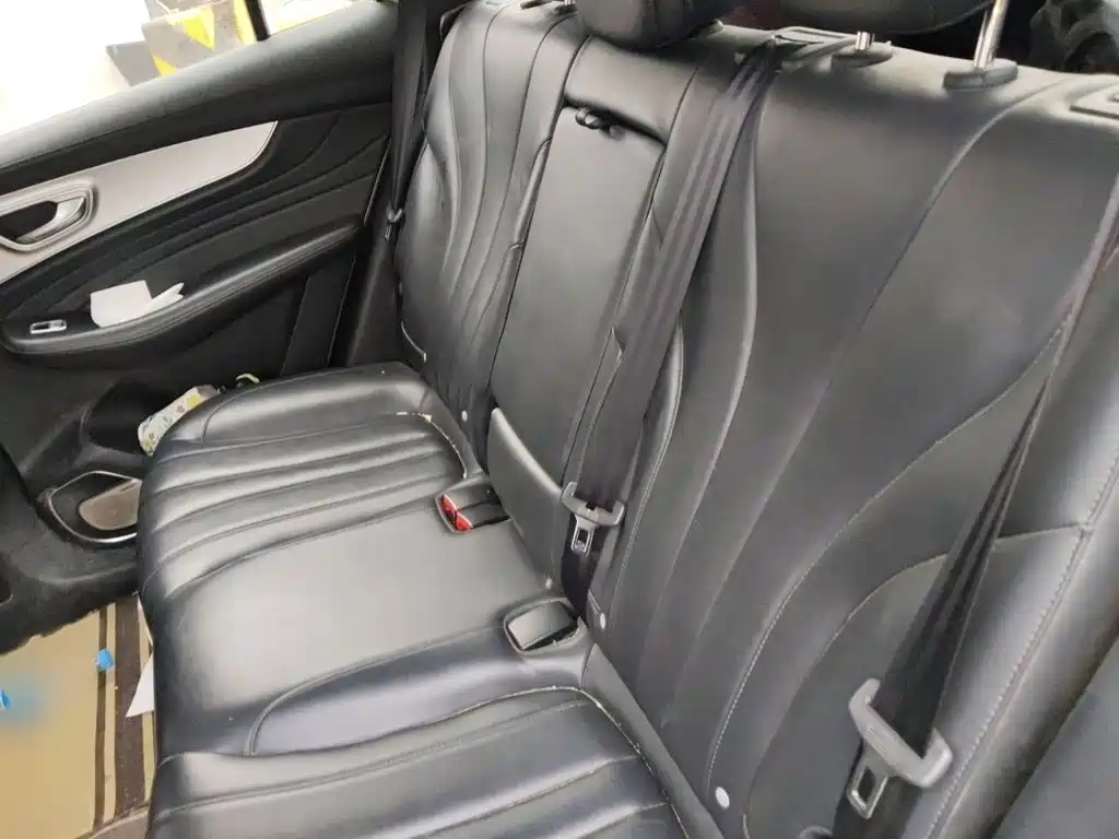 Roewe RX5 MAX — миниатюра 15