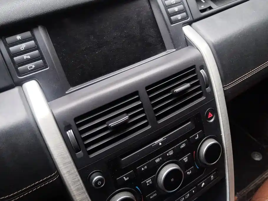 Land Rover Discovery Sport — миниатюра 13