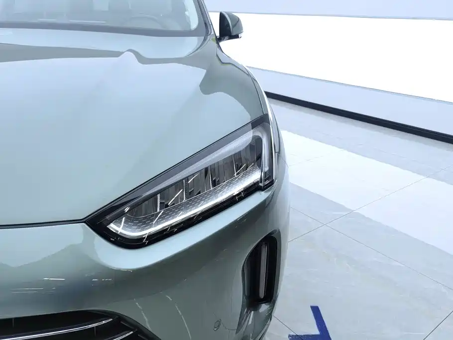 AITO AITO M5 — миниатюра 5