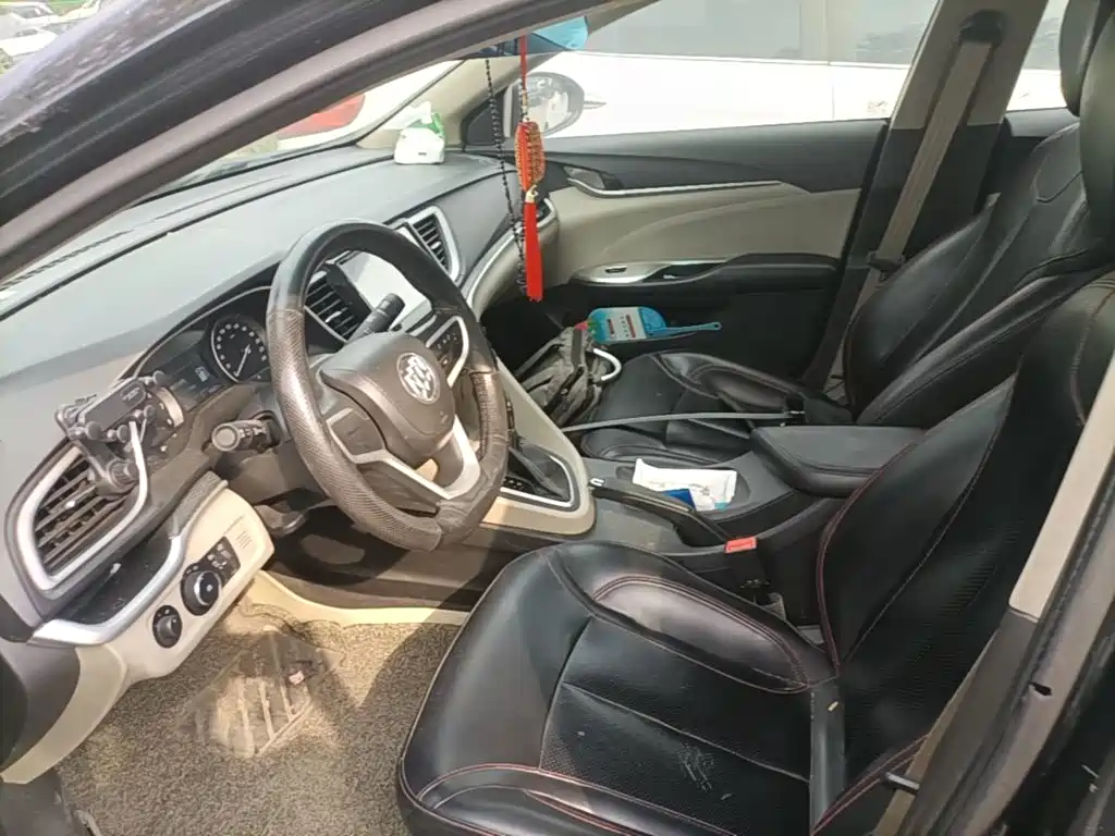 Buick Excelle — миниатюра 15