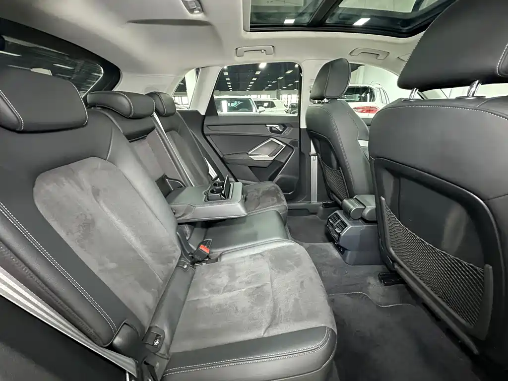 Audi Q3 — миниатюра 14
