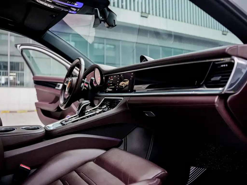 Porsche Panamera — миниатюра 5