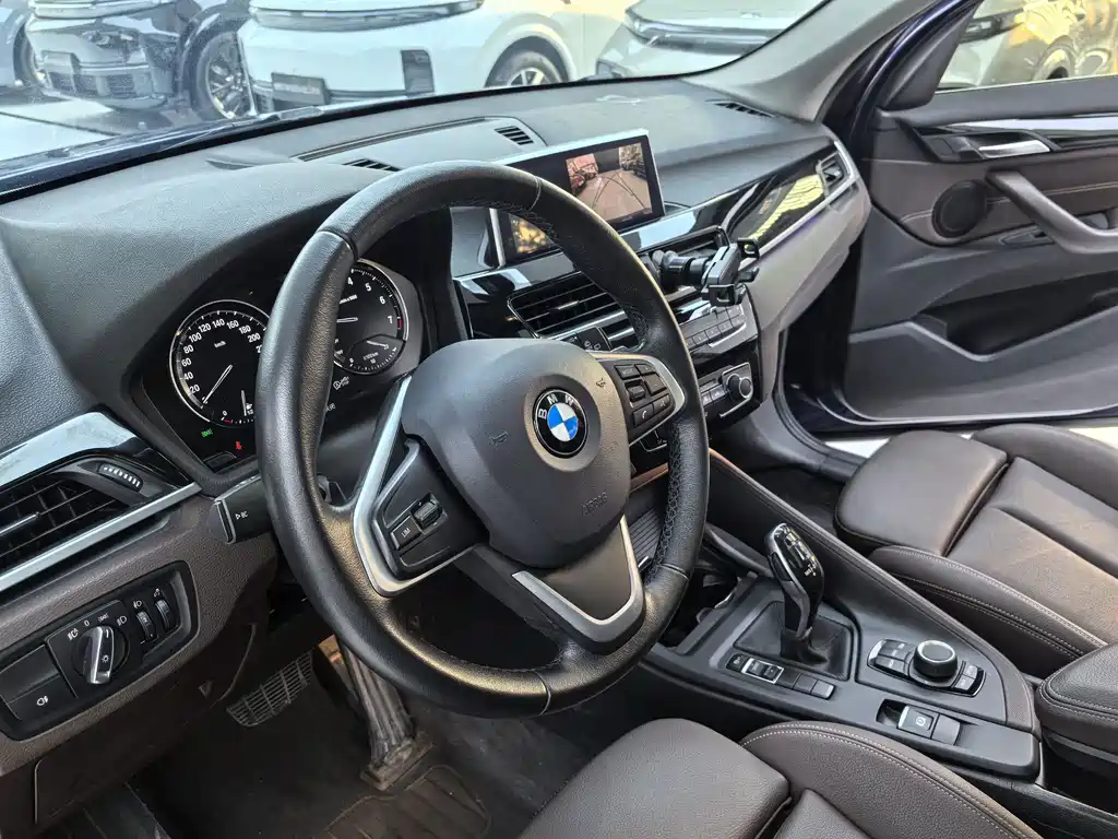 BMW X1 — миниатюра 6