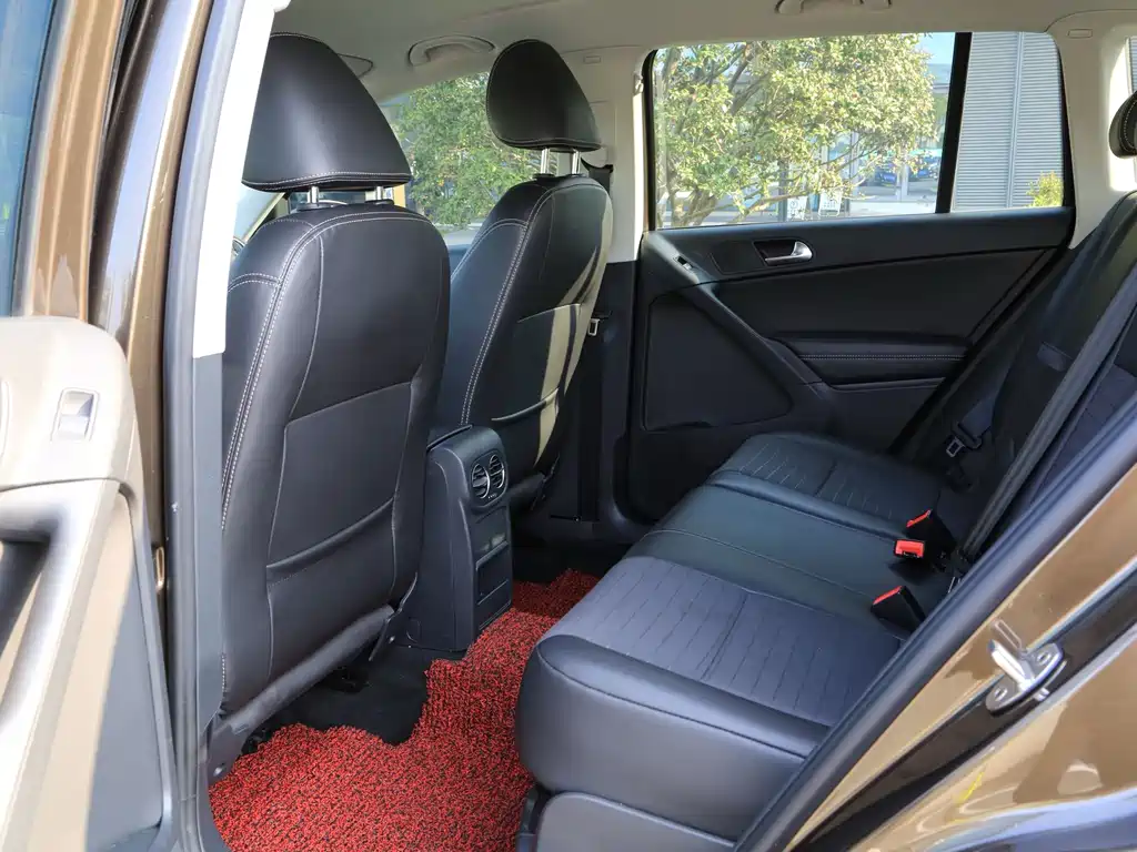 Volkswagen Tiguan — миниатюра 14