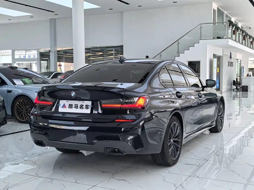 BMW 3 Series — миниатюра 15
