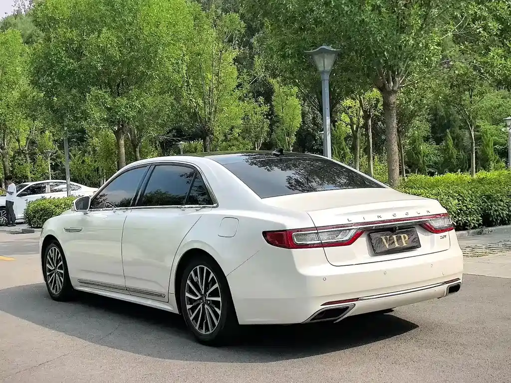 Lincoln Continental — миниатюра 7