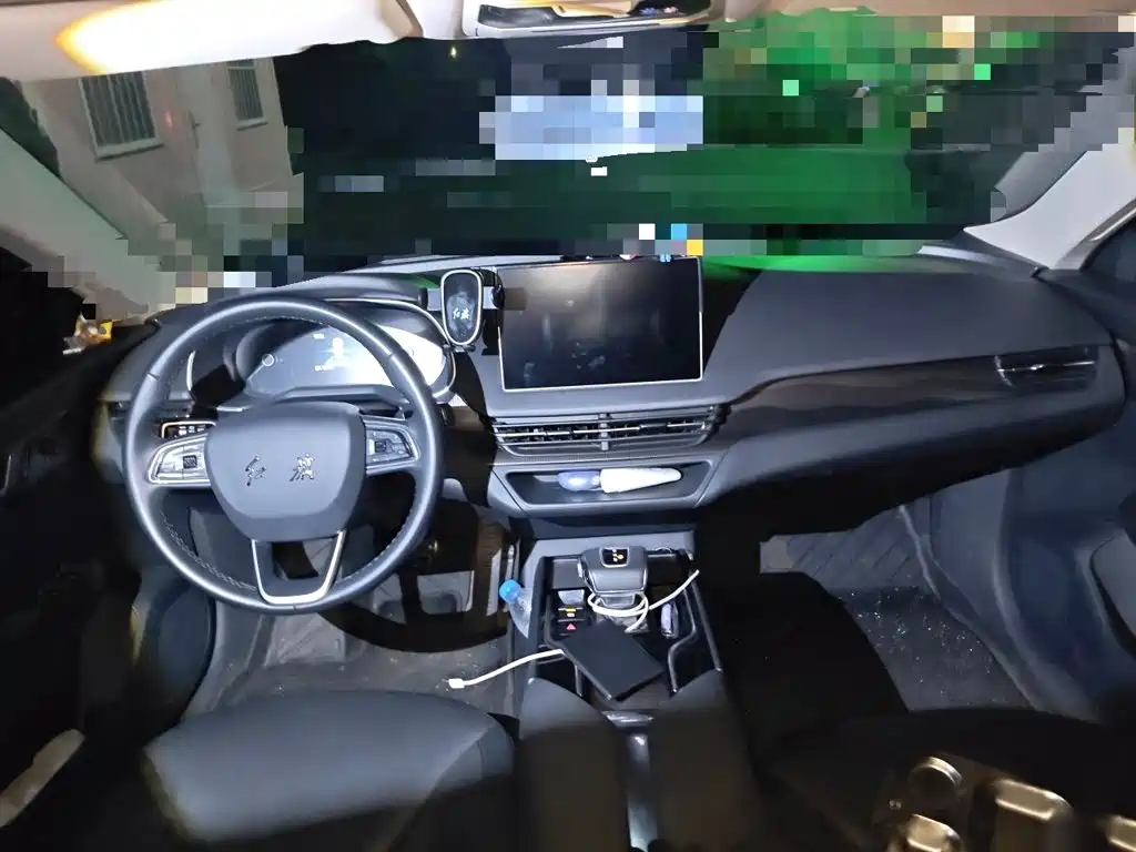 Hongqi Hongqi E-QM5 — миниатюра 10