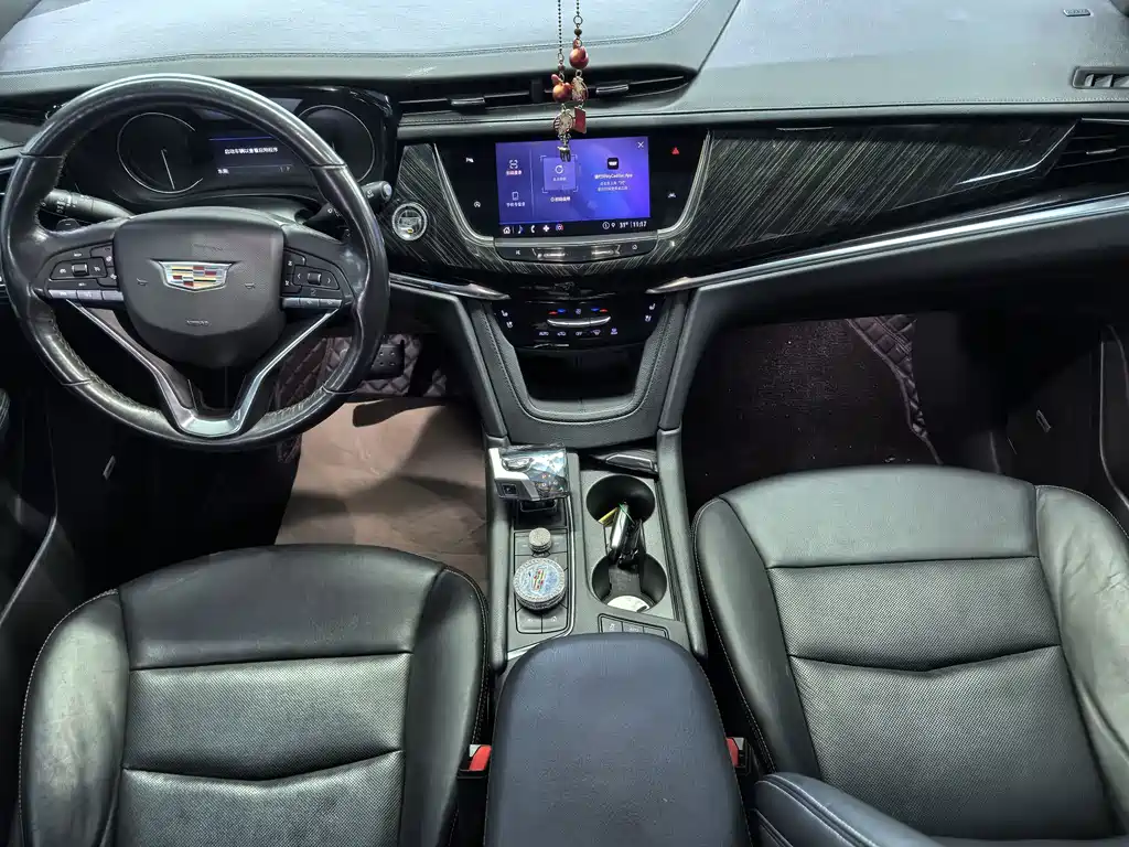 Cadillac XT6 — миниатюра 11