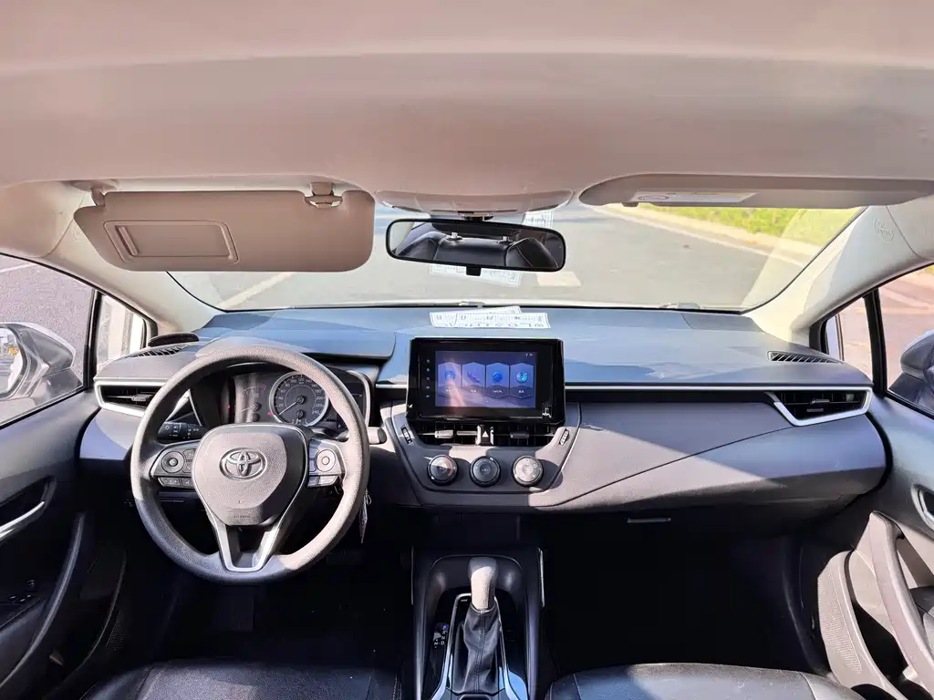 Toyota Corolla — миниатюра 7