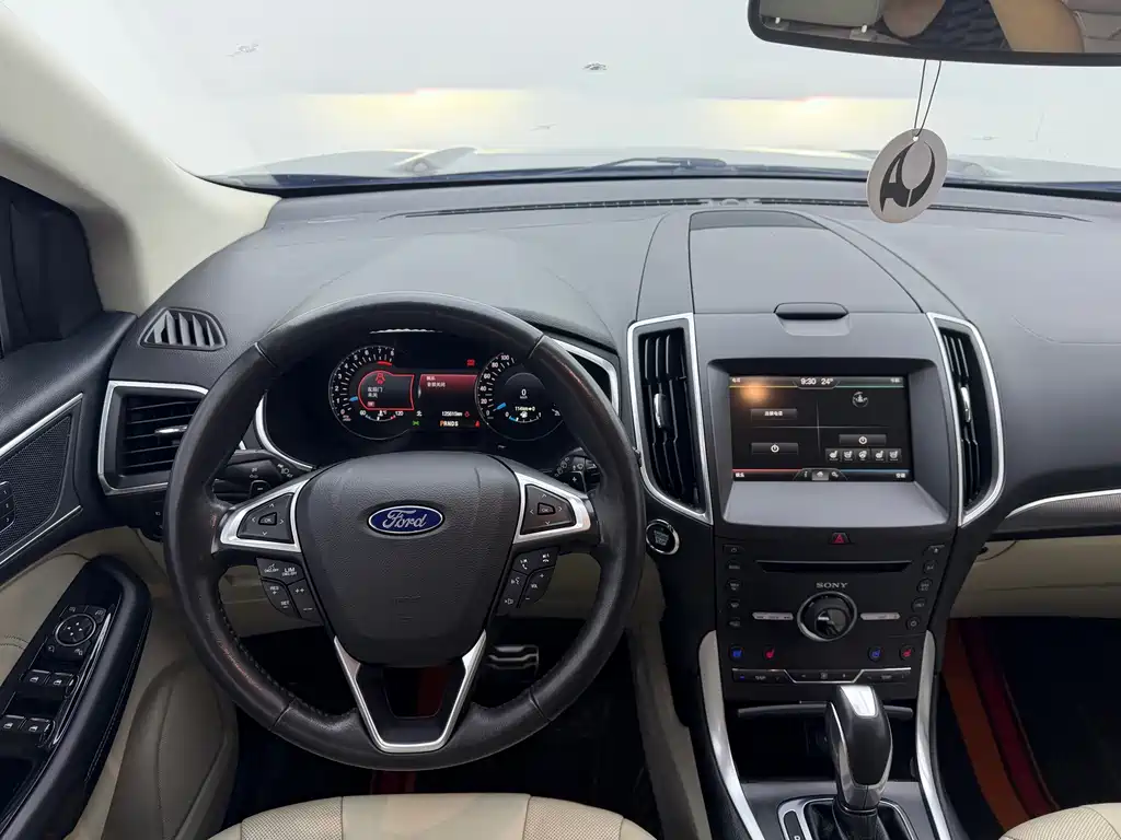 Ford Edge — миниатюра 13