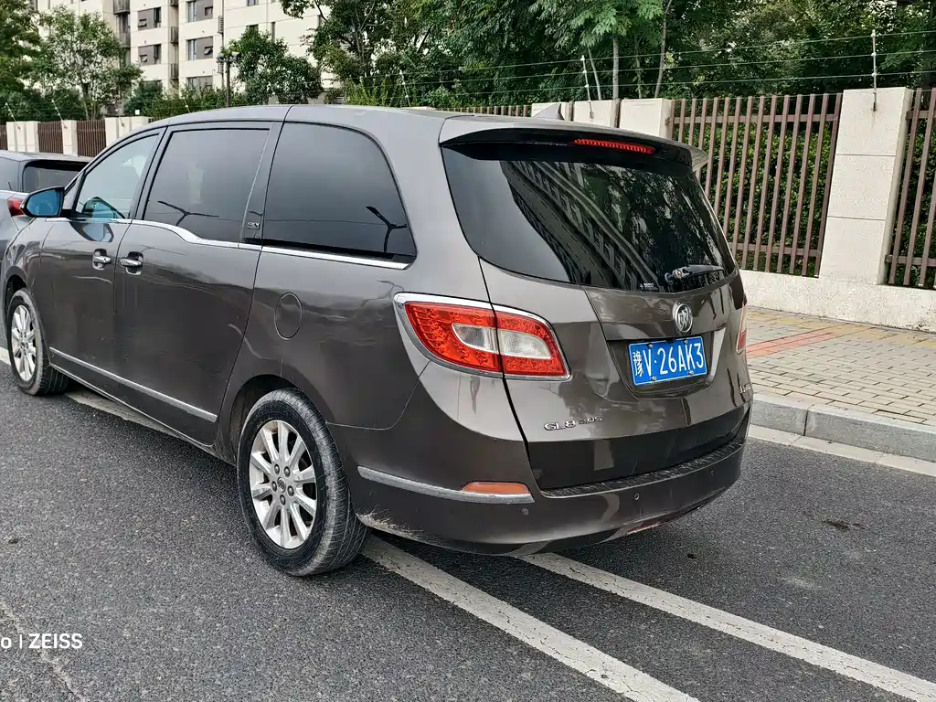 Buick GL8 — миниатюра 6