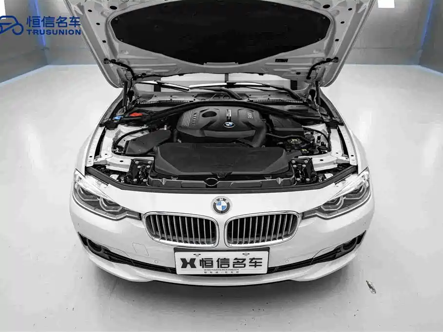 BMW 3 Series — миниатюра 21