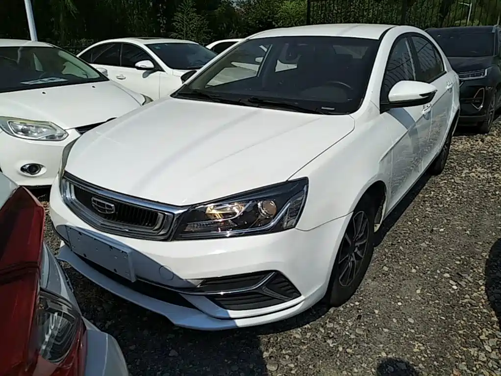 Geely Emgrand — миниатюра 3
