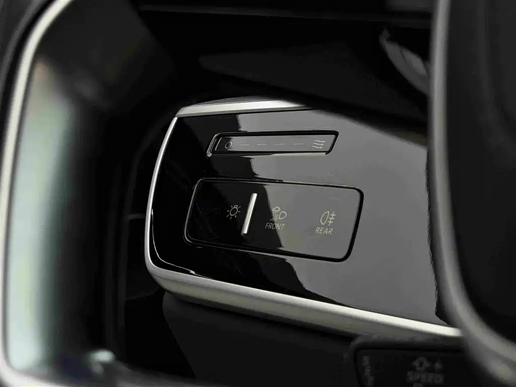 Audi A8 — миниатюра 16