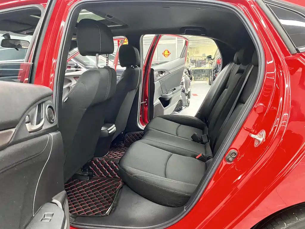 Honda Civic — миниатюра 8