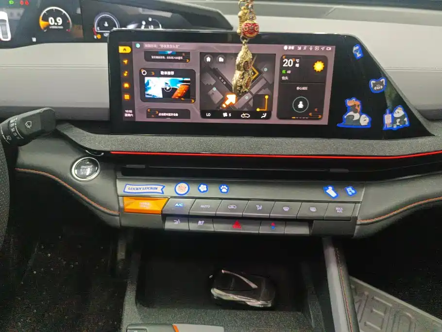 Changan UNI-V — миниатюра 13