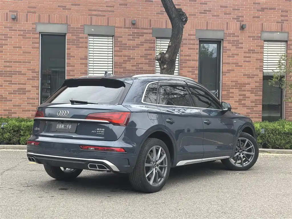 Audi Q5L 2022 40T RS